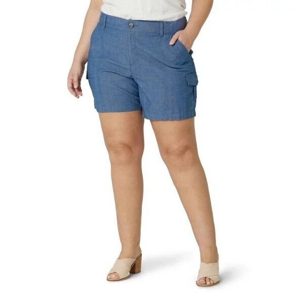 Lee Relaxed Fit Flex To Go Chambray Blue Cargo Mid Rise Shorts 18 - Picture 1 of 4